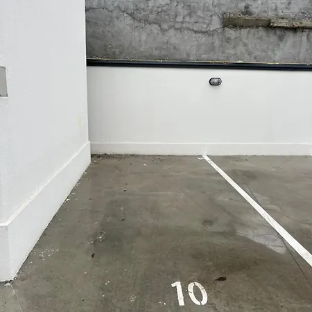 Charlie Private Parking