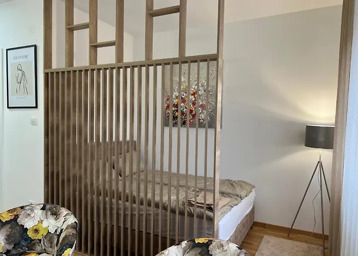 Lägenhet Charlie Private Parking Novi Sad